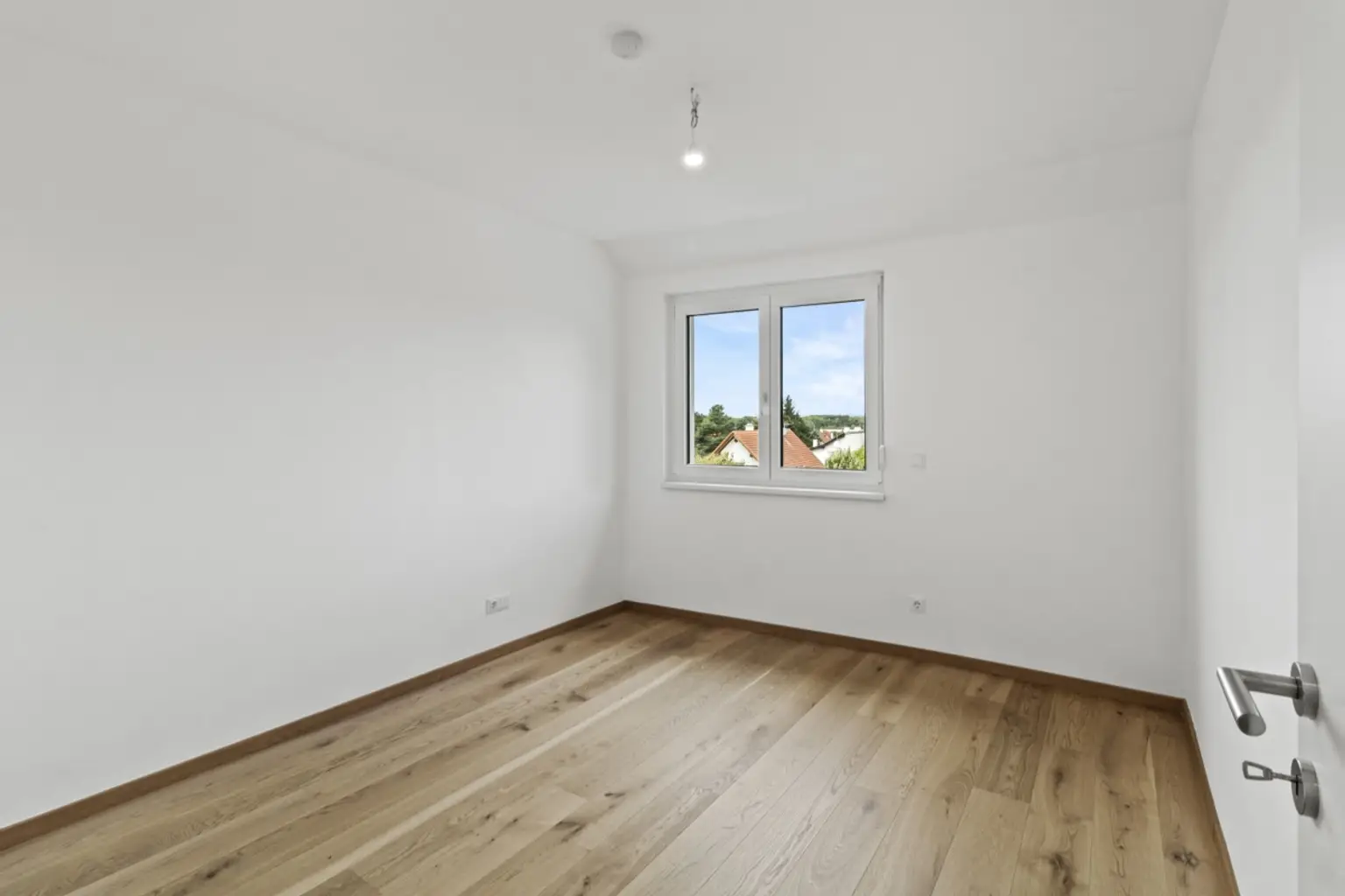 N | ++ EXKLUSIV++ Dachgeschoss mit VIER Zimmern & ZWEI Balkonen ++ | Prima Service Immobilien