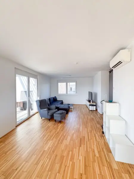 Exklusive 3-Zimmer-Maisonette mit traumhafter Terrassenfläche im Zentrum von Schwechat