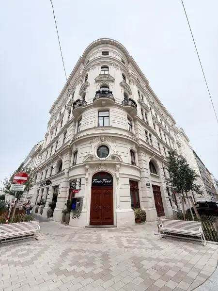 WOHLLEBEN QUARTIER - Eleganz trifft Wohnkultur im 4. Bezirk