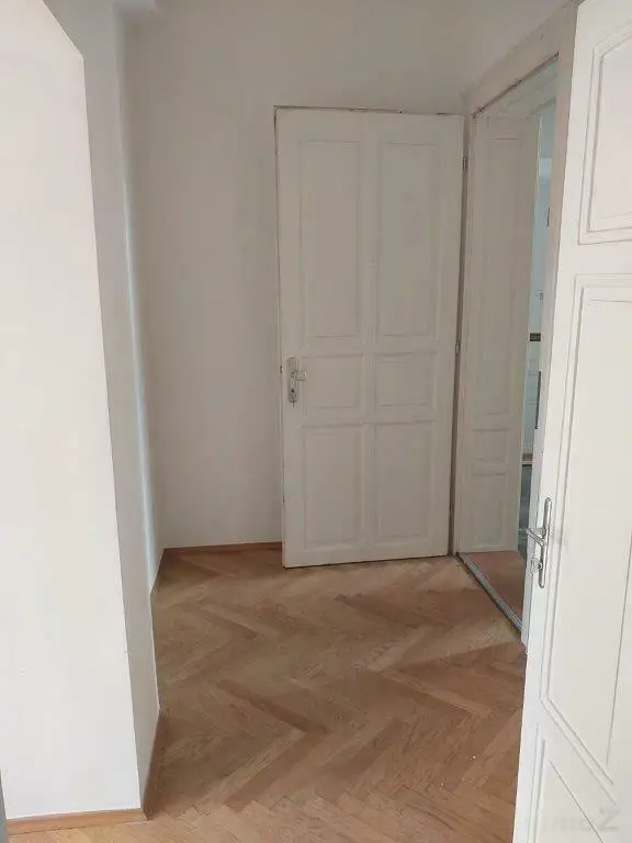 Provisionsfrei: zentrales Altbau-Appartement bei Geidorfplatz - UNI-Nähe