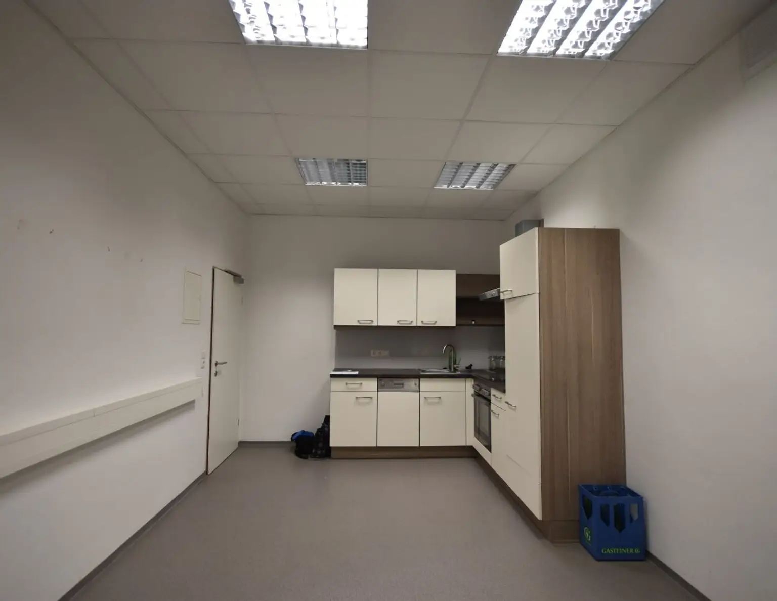"BETRIEBSOBJEKT mit BÜRO und LAGER in Bergheim mit guter Anbindung"