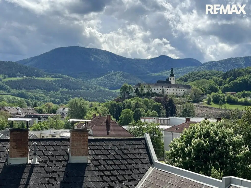Schlossblick! Charmantes Einfamilienhaus in Gloggnitz am Silbersberg!!