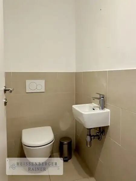 HOCHWERTIG, GROSSZÜGIG, SONNIG /// herrliche Dachterrassenwohnung /// Jacquingasse