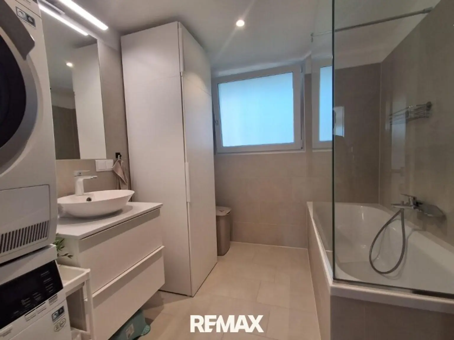 5 Badezimmer ETW 1220