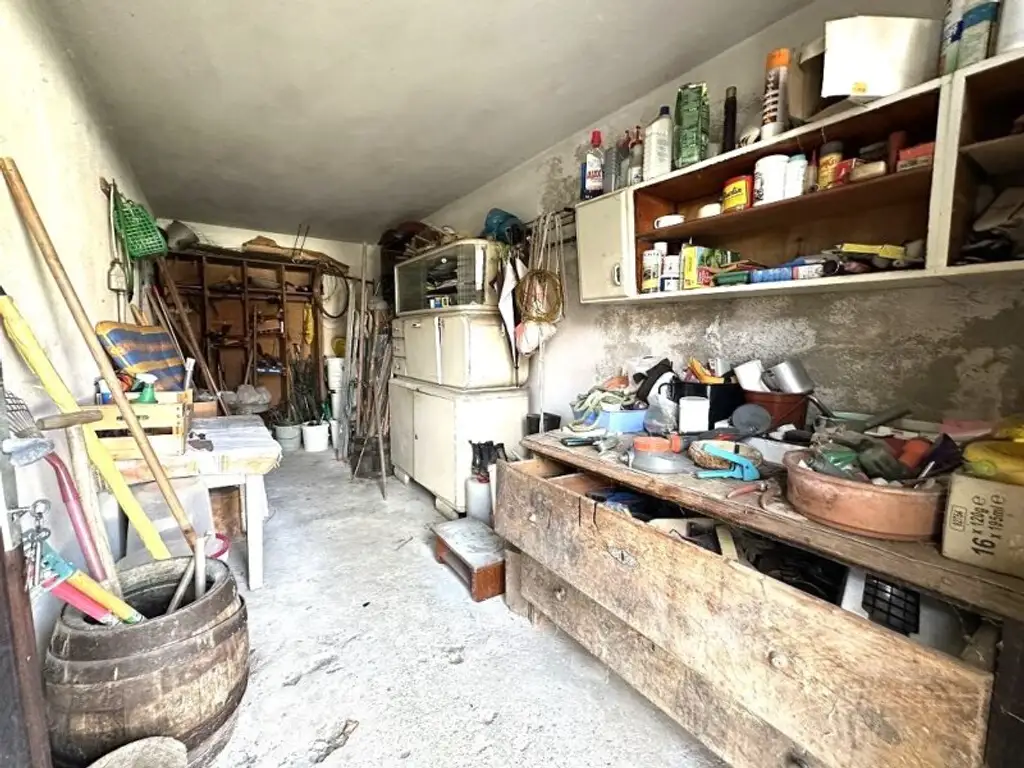 WOLFSBERG - SANKT THOMAS, 160 m2 Einfamilienhaus mit Potential, Vollkeller, 1139 m2 Grundstück, Wirtschaftsgebäude