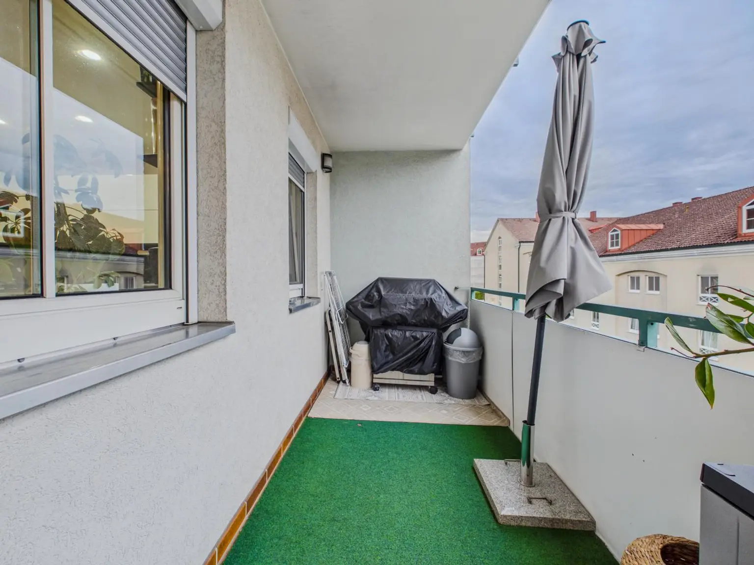 Loggia 1