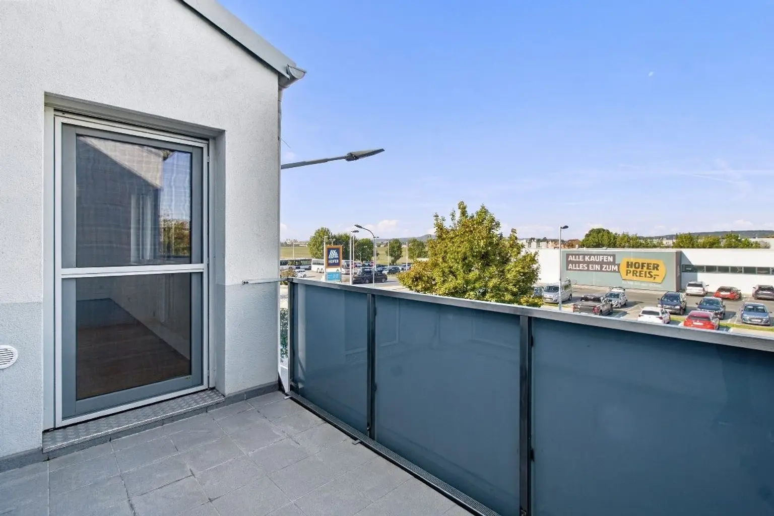 J | NEU am Markt ++ MODERNE ZWEI Zimmer mit TERRASSE | Prima Service Immobilien