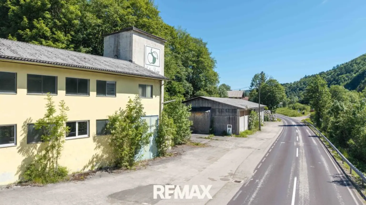 Produktion und Lagerhalle