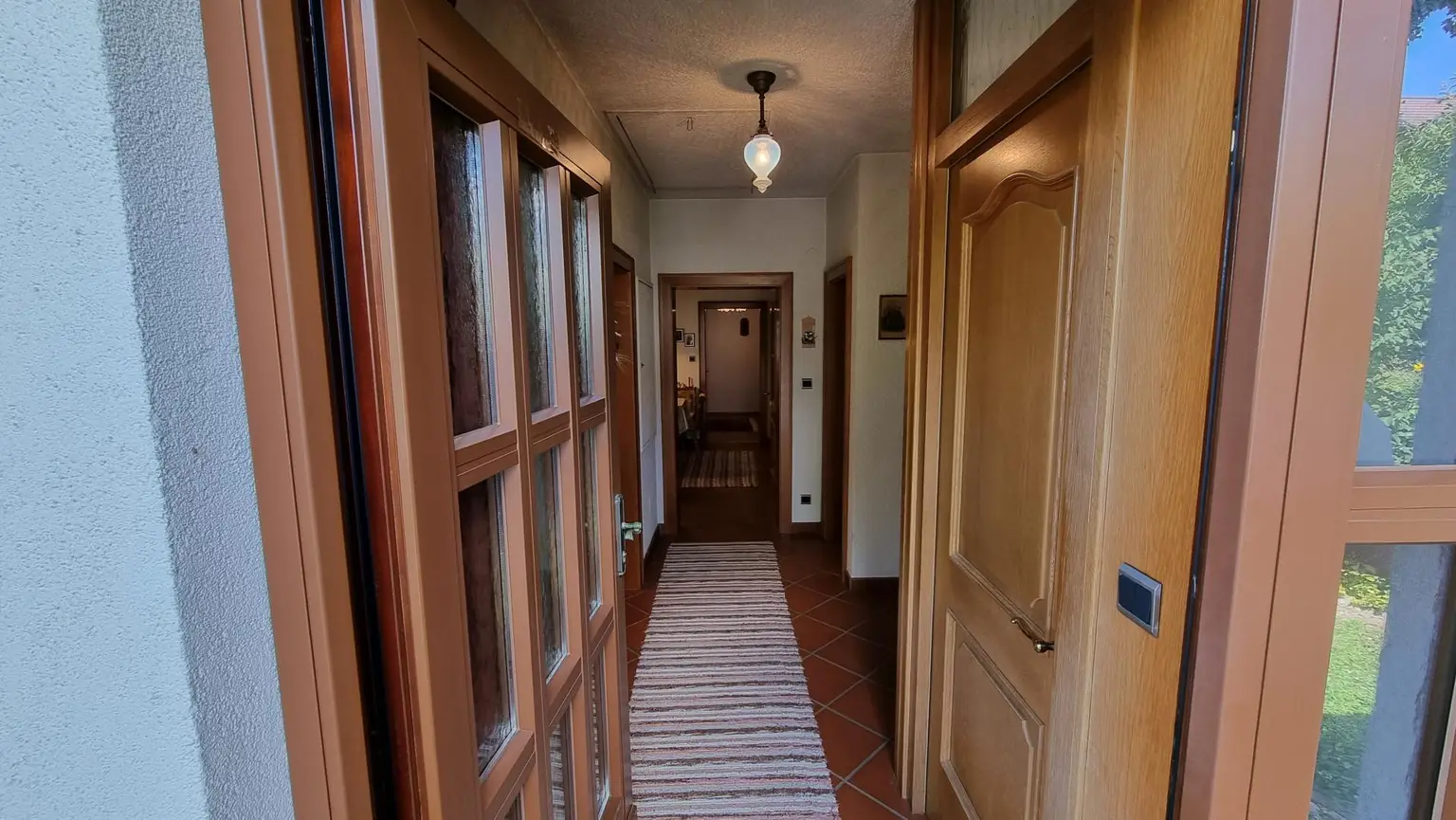 Gepflegter Bungalow mit großem Grundstück in Linsberg
