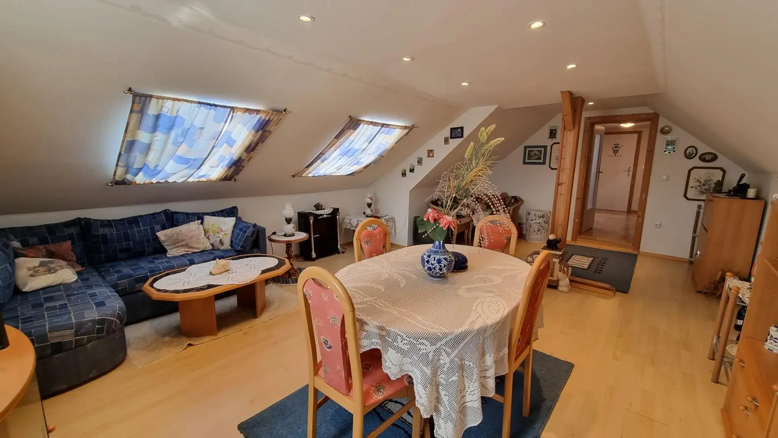 Gepflegtes Einfamilienhaus mit Pool und Garten in St. Georgen