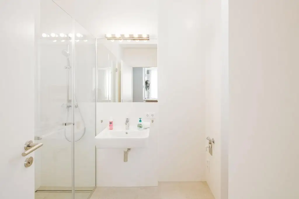 Einziehen & Wohlfühlen – vollmöblierte Neubauwohnung mit Top-Ausstattung ab 15.01.2026!