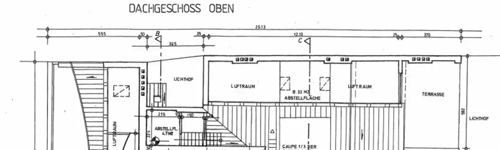 Atelierartige Dachgeschoss - Loftwohnung mit Terrasse