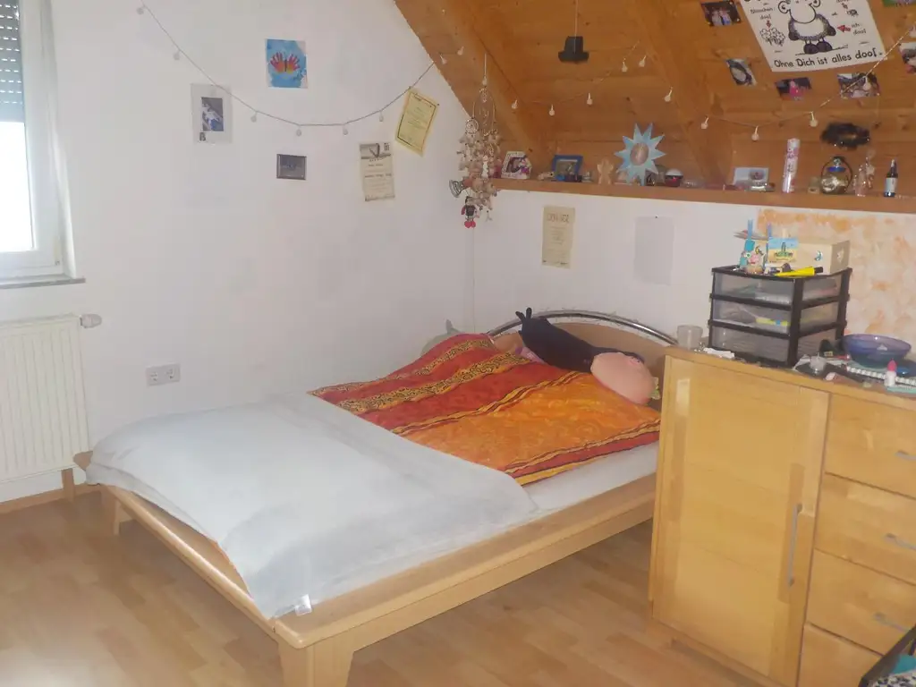 9421 Eitweg/Gemmersdorf   Schönes Einfamilienhaus