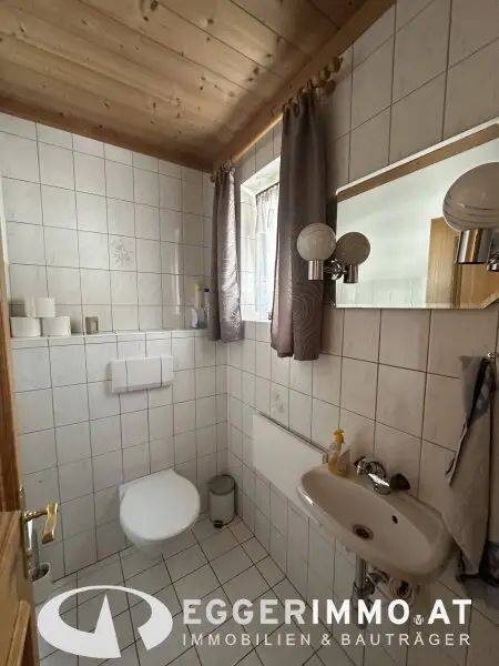 Well-maintained single-family home with great potential in Niedernsill / Steindorf for sale