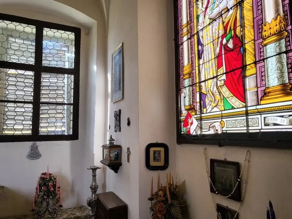 Renaissance-Schloss auf 15 ha Grund – seltene Gelegenheit für touristische Nutzung oder Family Office