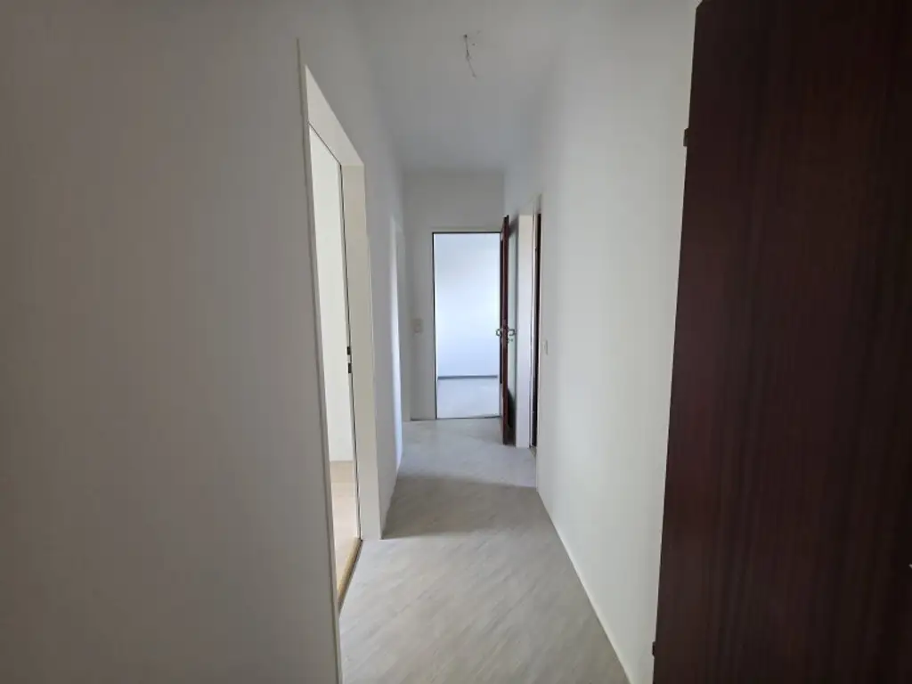 Willkommen in Ihrer GARTENWOHNUNG  3,5 ZIMMER -  inklusive KFZ-STELLPLATZ