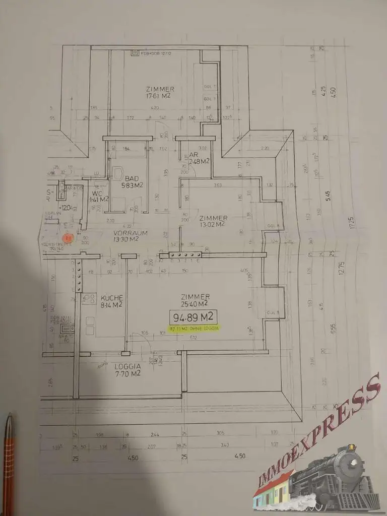 Exklusive Dachterrassenwohnung mit Tiefgarage und bester Fernsicht nähe Bühl Center (WG-tauglich)