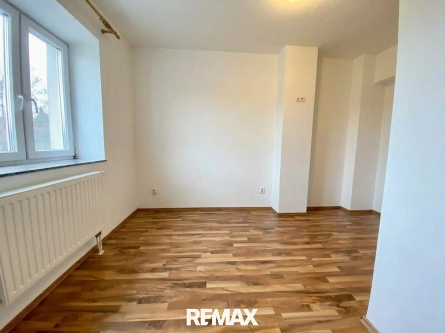 Wohn- & Schlafzimmer