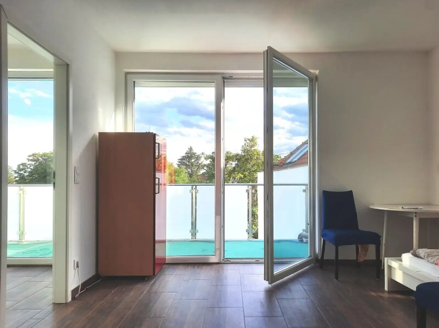 Anlegerpaket in Baden: 2 Wohnungen, 2 Stadthäuser und 4 Stellplätze