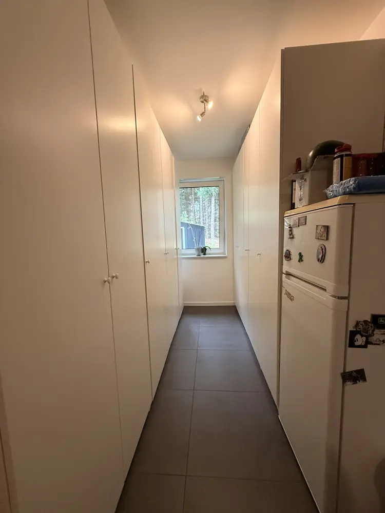 Geschmack kann man doch kaufen! Neuwertige Stadtvilla mit vielen Extras!