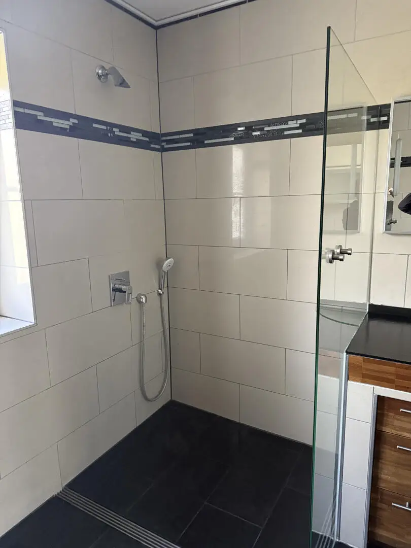 Provisionsfrei!! Großzügige Eigentumswohnung mit Garten, Terrasse & 2 Garagen in Gratwein-Straßengel