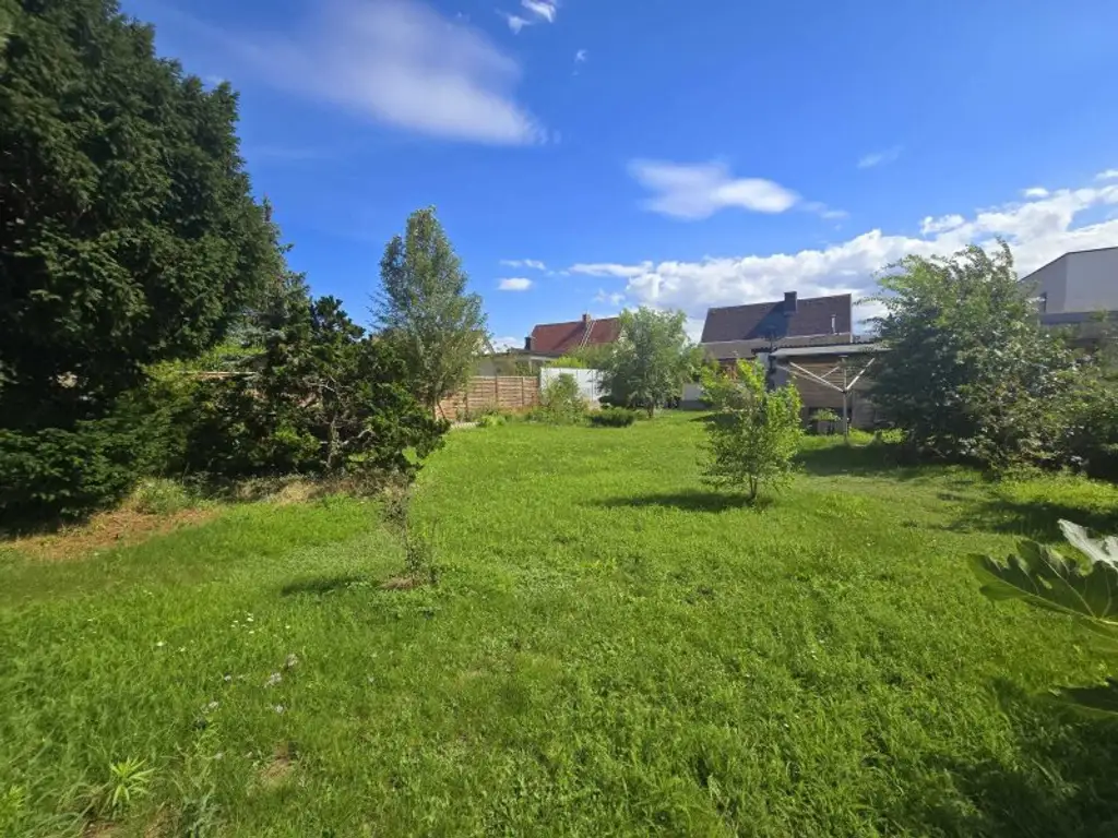 Charmantes Einfamilienhaus 125m² wohnfl. mit 791m²  Garten und überdachte Terrasse und Kaminanschluss in Leobersdorf – S-Bahn in der Nähe!
