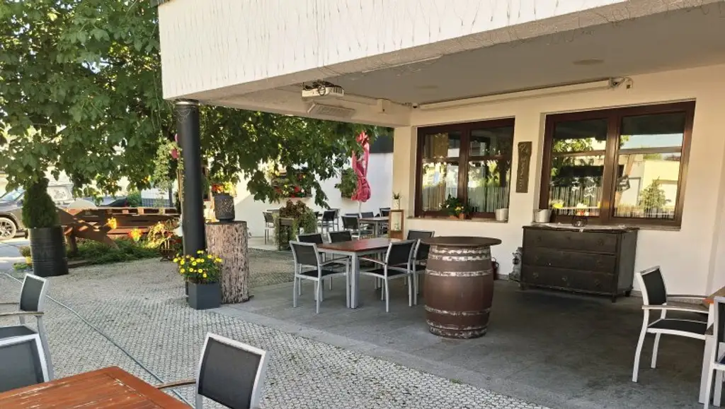 TOP Location mit umsatzstarkem Gastro-Konzept sucht Nachfolger!