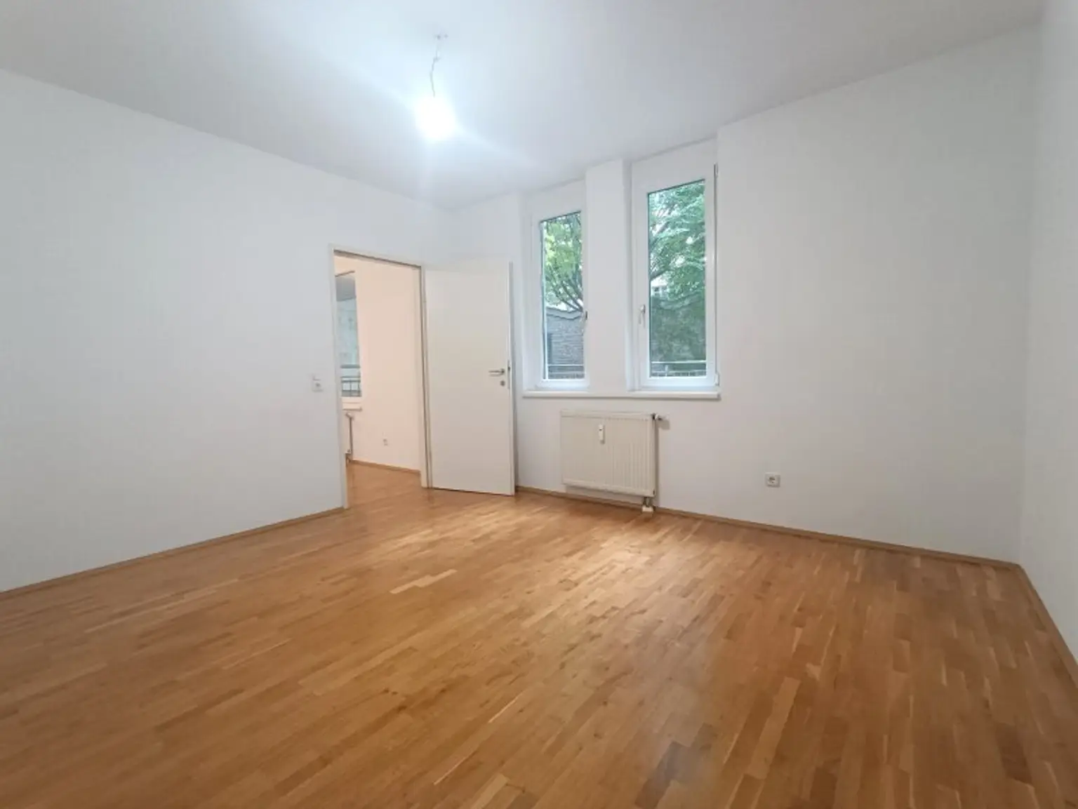 2-Zimmer Wohnung im Neubau! Nähe U6 Thaliastraße! Ruhelage und Ausrichtung in den Innenhof! Grünblick! Fernwärme!