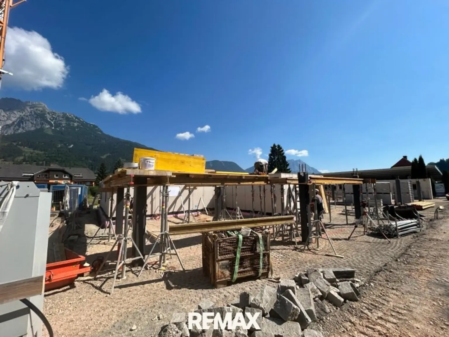 Die Baustelle läuft auf Hochtouren