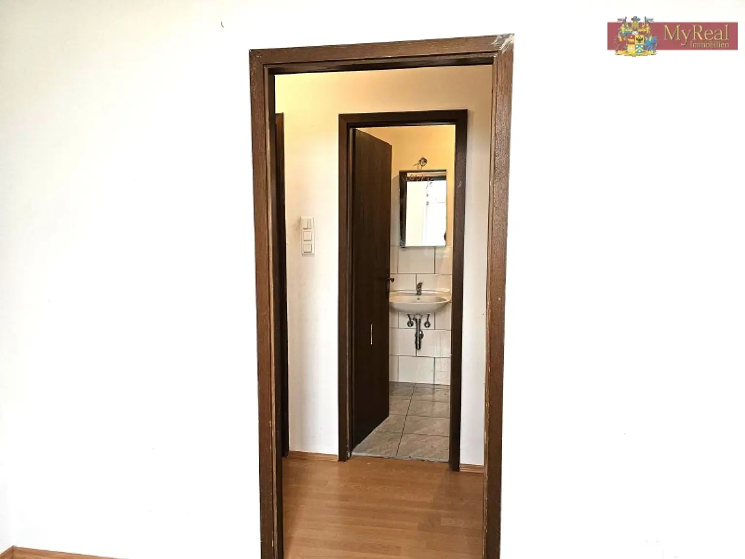 Sonnige 2 Zimmerwohnung in Blumau Neurißhof