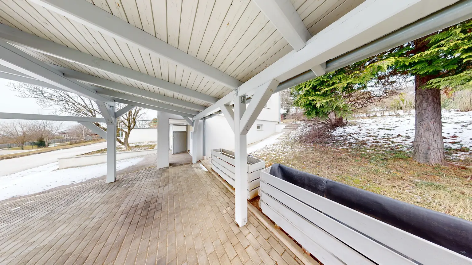 Einfamilienhaus in erhöhter Lage mit Garten und Weitblick