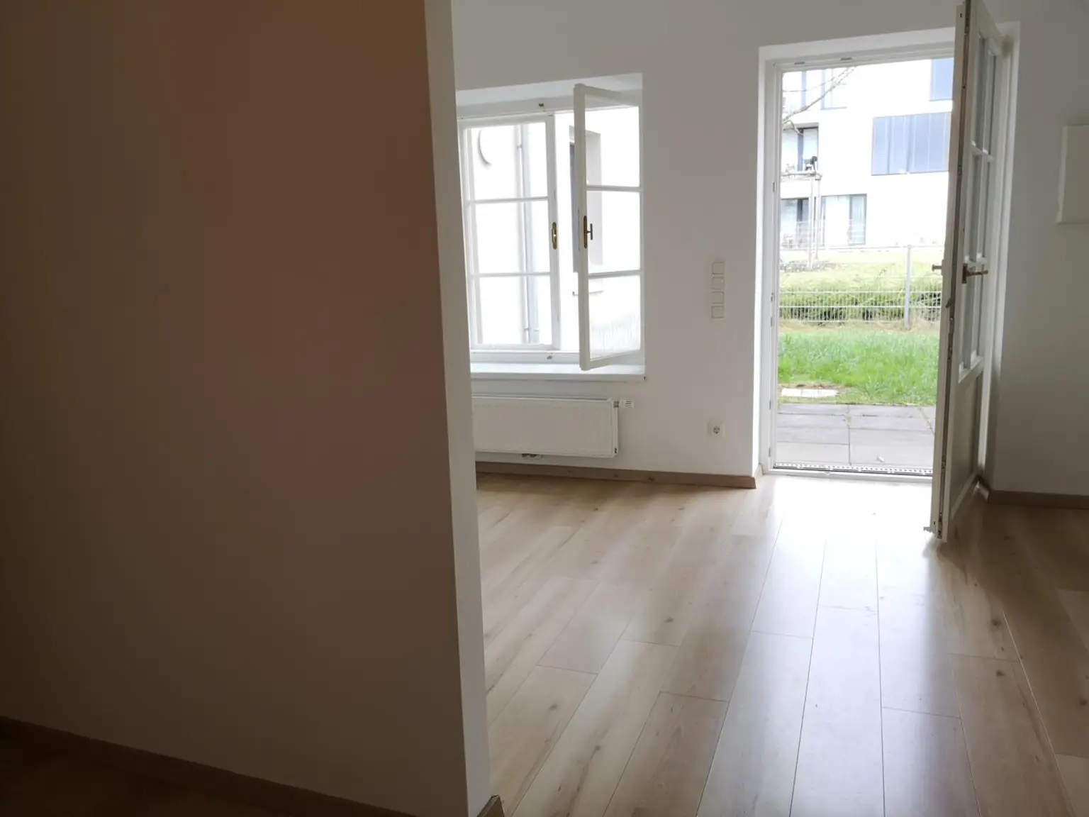 Charmante Wohnung mit Gewölbe und Garten