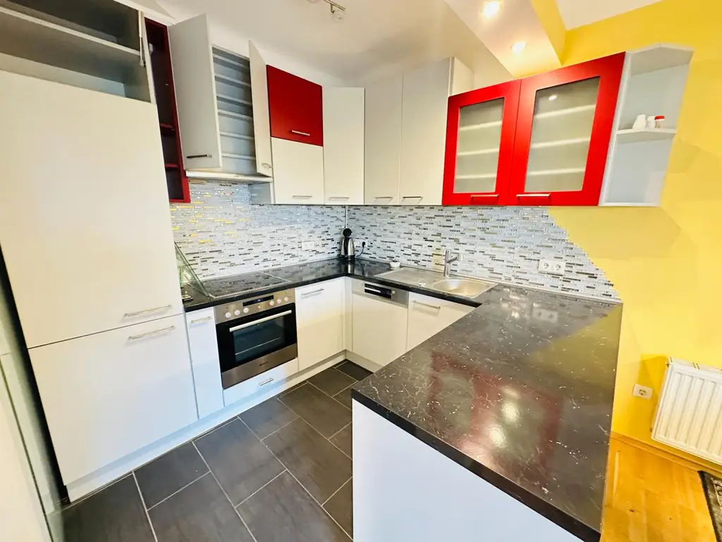 Schöne 3-Zimmer-Wohnung mit Balkon in zentraler Lage