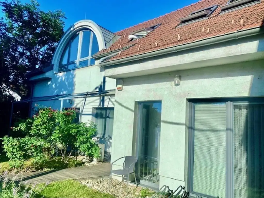 EIGENHEIM mit Garten- ELEGANTE 3-4-Zimmer-Eigentums-Wohnung in Top Lage von STAMMERSDORF!