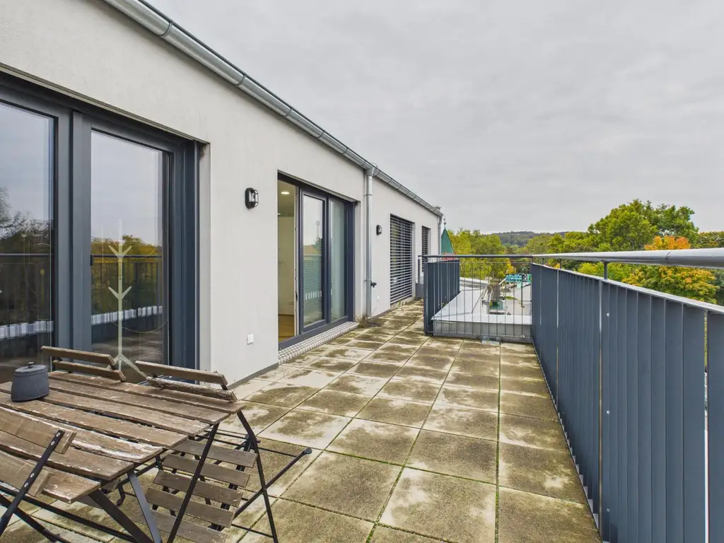 Lichtdurchflutete, luxuriöse Wohnung im Zentrum von Bruck/Leitha