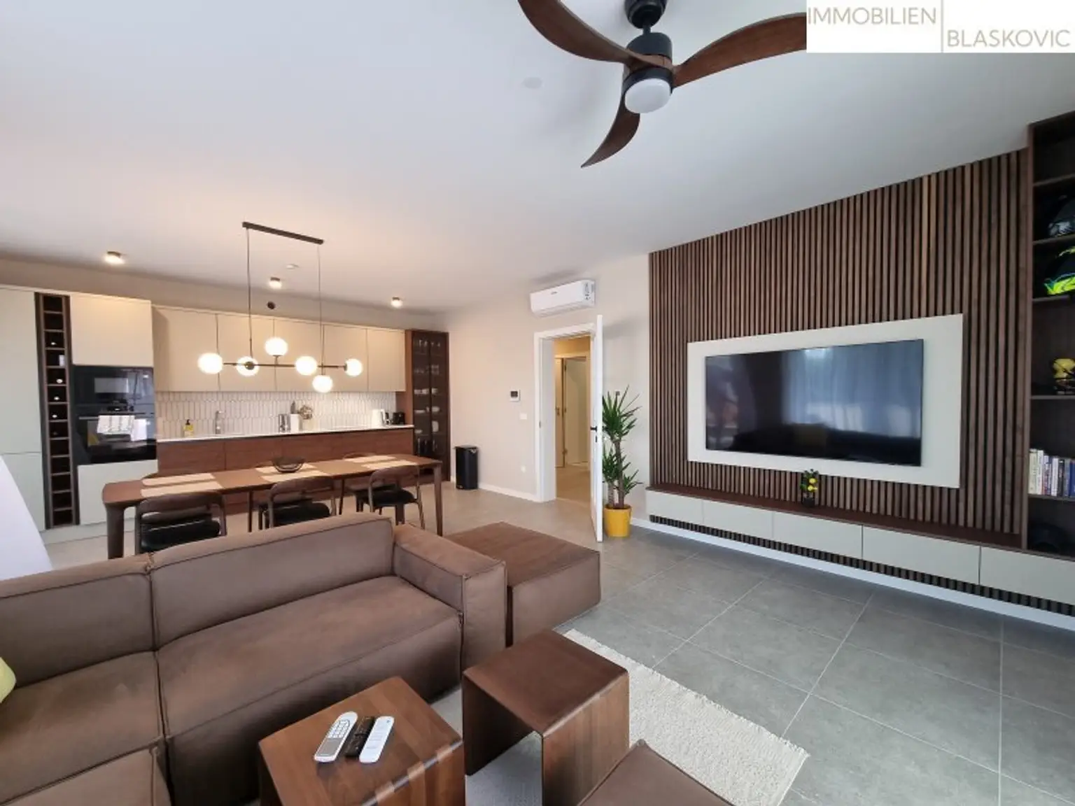 Maisonette-Wohnung mit Swimmingpool