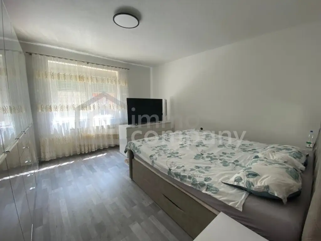 Ein- oder Mehrfamilienhaus mit viel Stauraum, einer großen Garage und einem eigenen Wald  - Wohnen im schönen Burgenland!