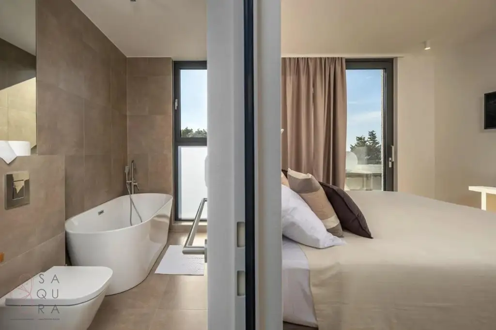 Stilvoll investieren – Exklusive Seafront-Villa auf Ugljan mit Meerblick & Vermietungspotenzial
