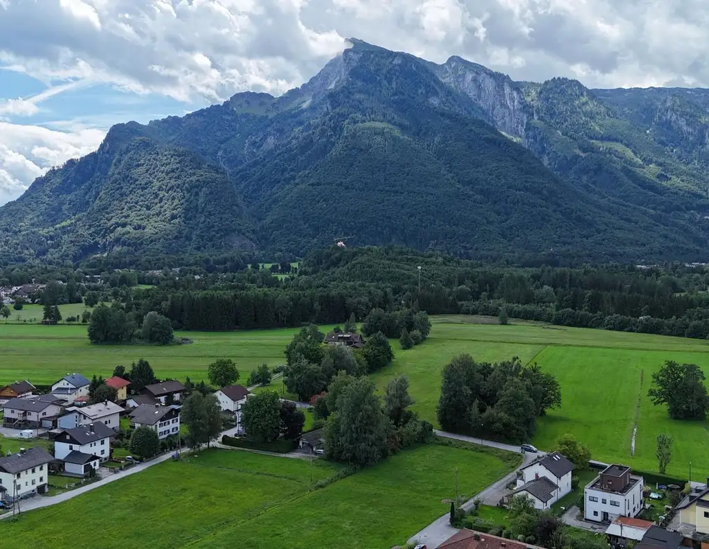 Großzügiges Grundstück mit Teilungsmöglichkeit