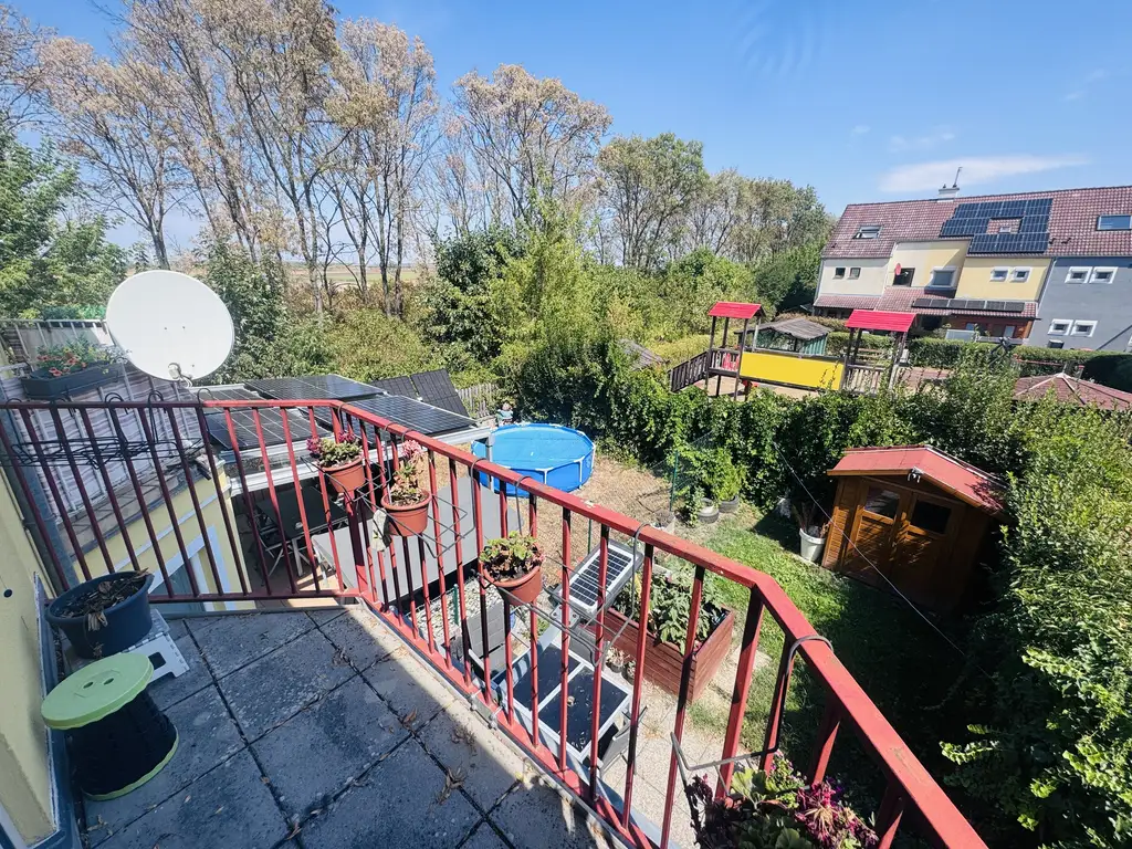 Gepflegtes Reihenhaus mit 4 Zimmer, Garten, Terrasse & Autostellplatz– ideal für Familien