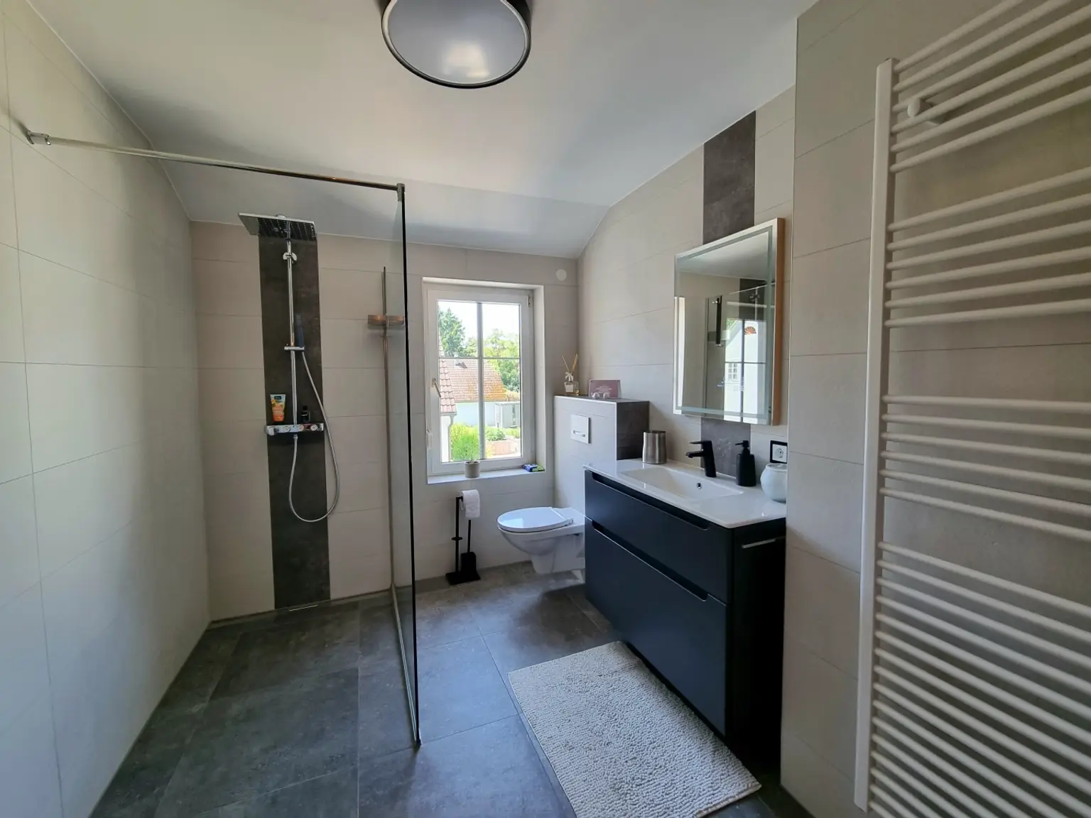 2. Badezimmer
