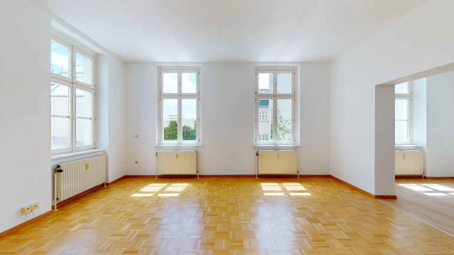 Zeitgemäßes Wohnambiente - Top renovierte 2-Zimmer-Wohnung