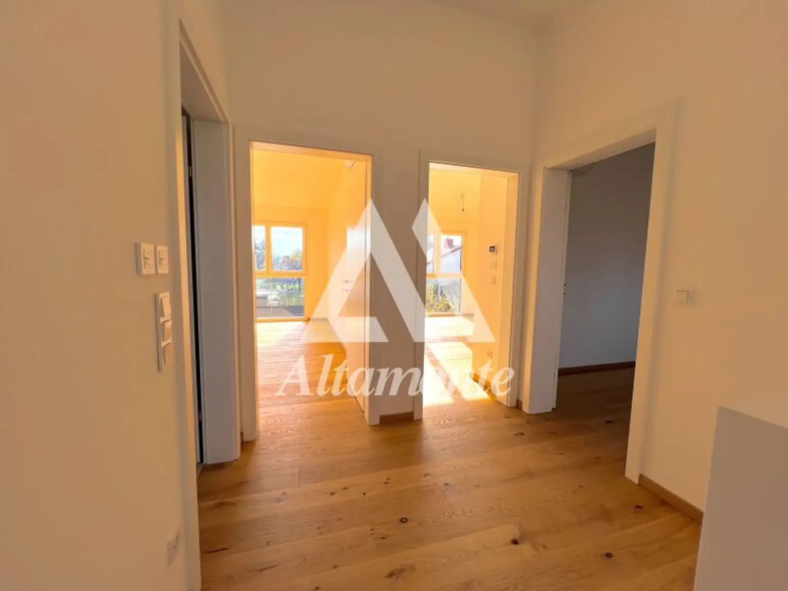 Erstklassiges Wohnen im Erstbezug – Stilvolles Einfamilienhaus in Essling