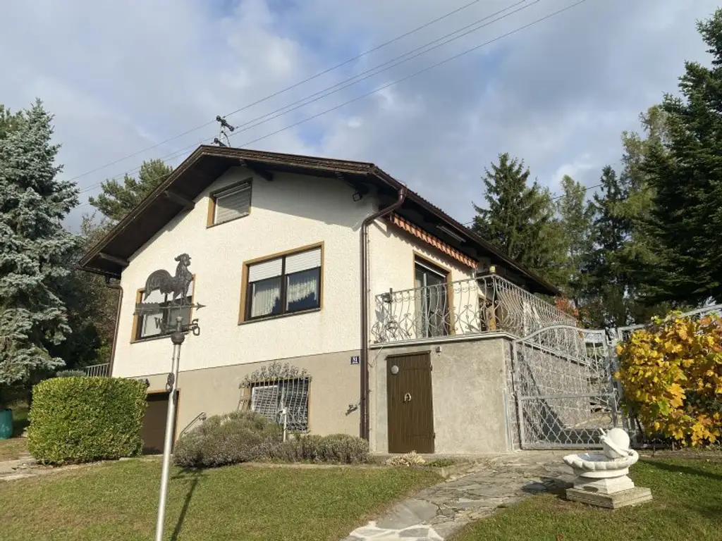 Gepflegtes Miethaus in ruhiger Aussichtslage