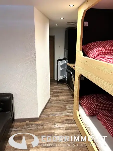 5753 Saalbach: Hit the Slopes!! Holiday Apartment 19m², newly renovated, second home, tourist rental allowed, parking available!!