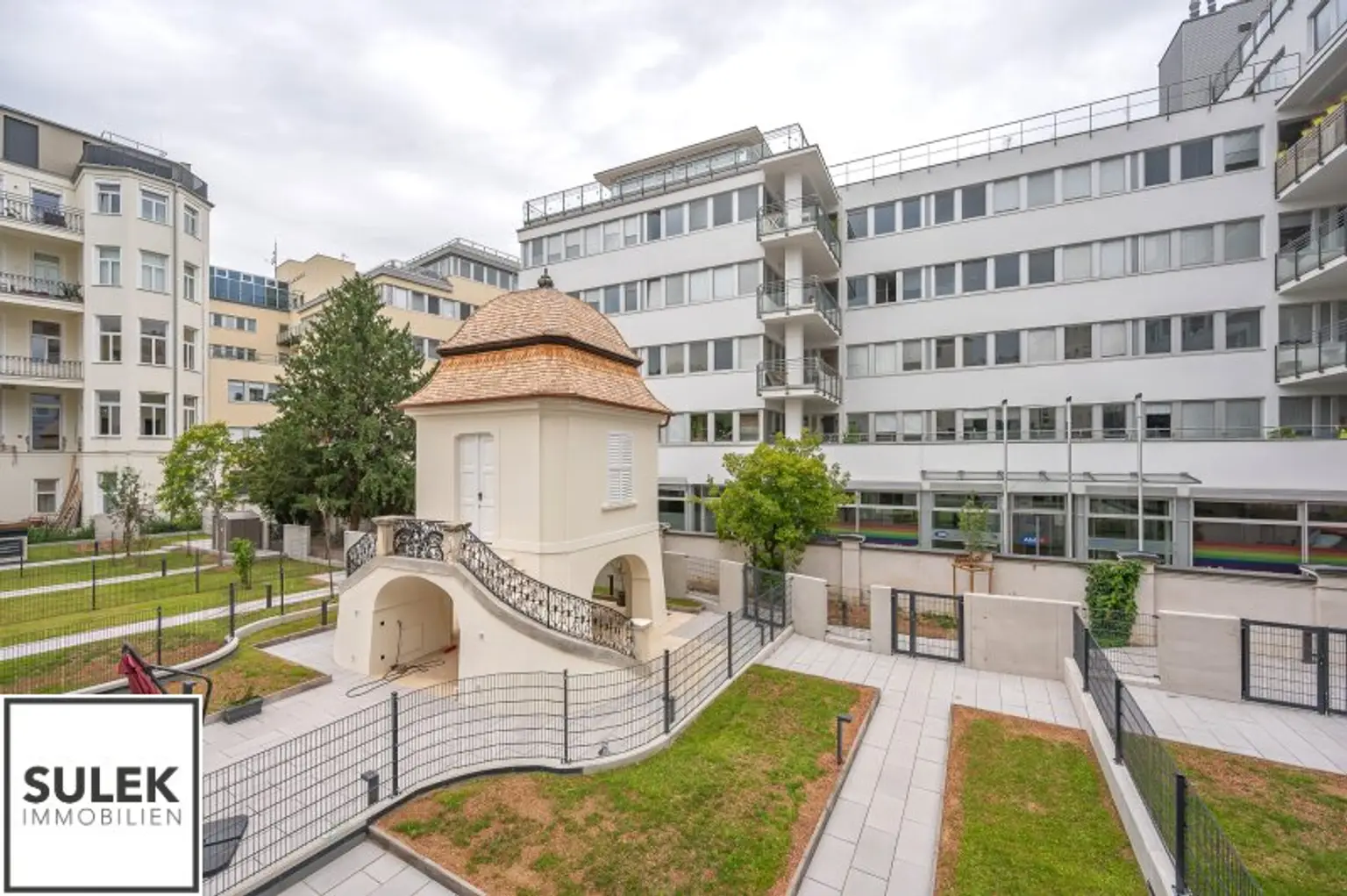 ERSTBEZUG-Townhouse: Exklusives 4-Zimmer-Townhouse mit 2 Terrassen & Tiefgaragen-Option - ab sofort