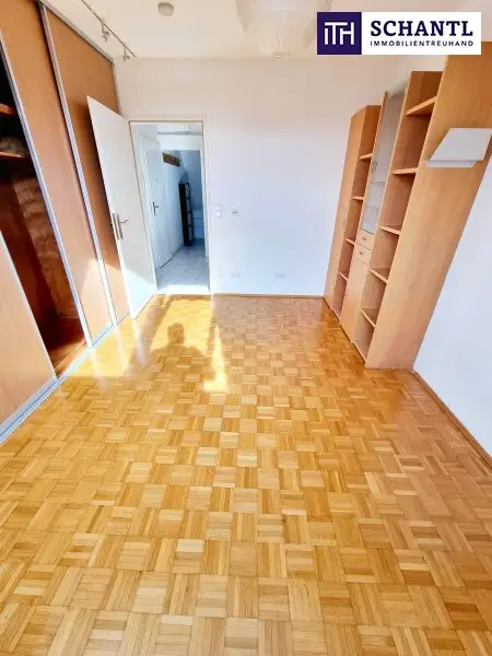 Traumhafter Fernblick + Absolute Grün- und Ruhelage + Tolle Raumaufteilung + Garagenplatz inklusive! Das perfekte Zuhause über den Dächern...