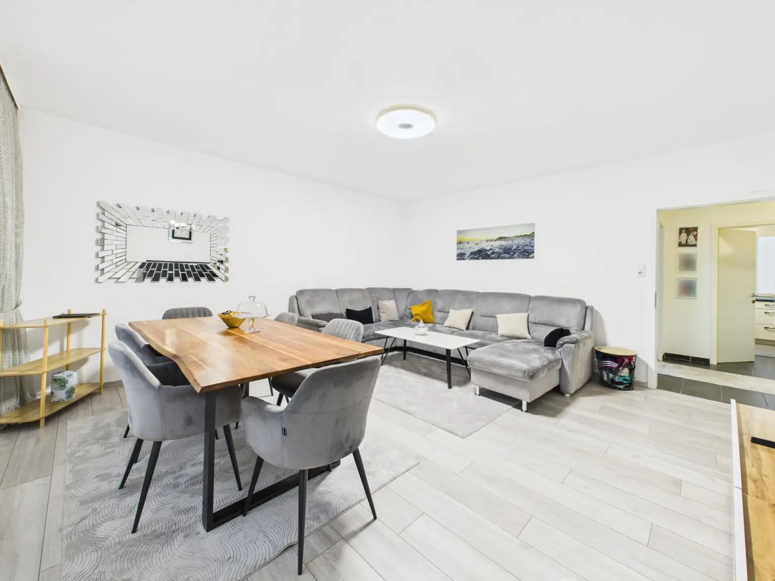 4-Zimmer Eigentumswohnung mit Balkon im Herzen von Wels – modernes Wohnen in Bestlage