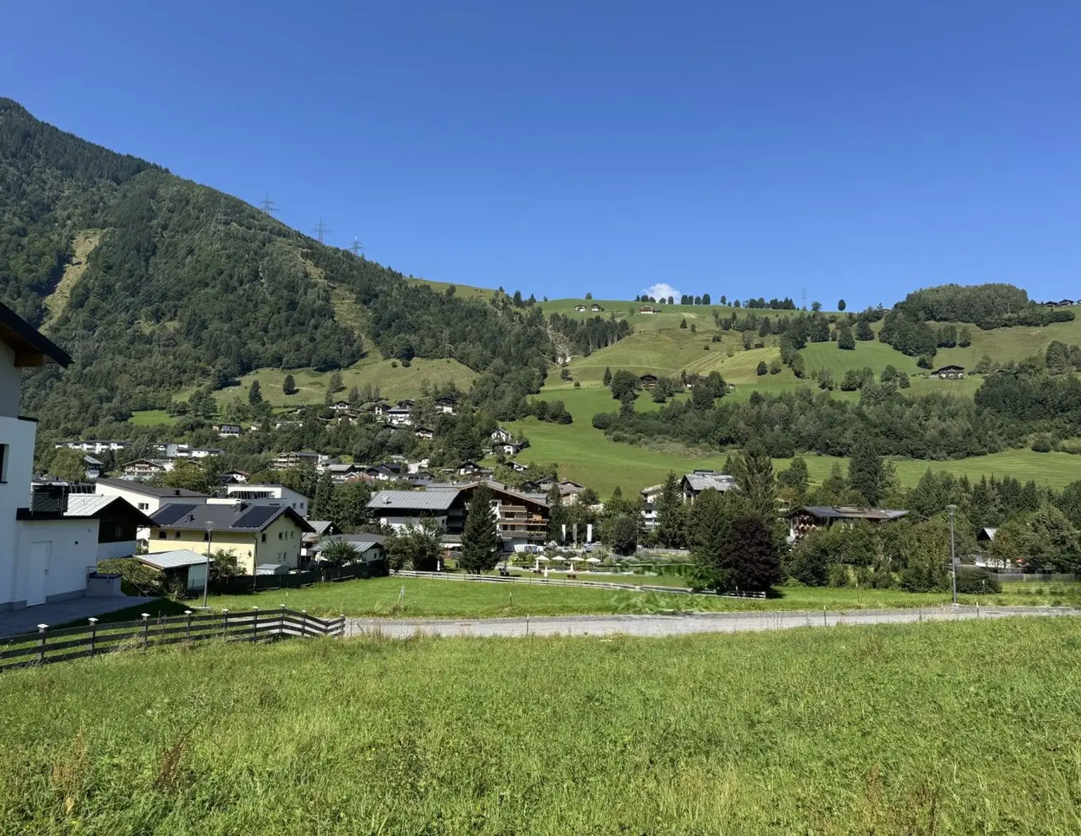 Sonniges Baugrundstück in bester Lage von Kaprun