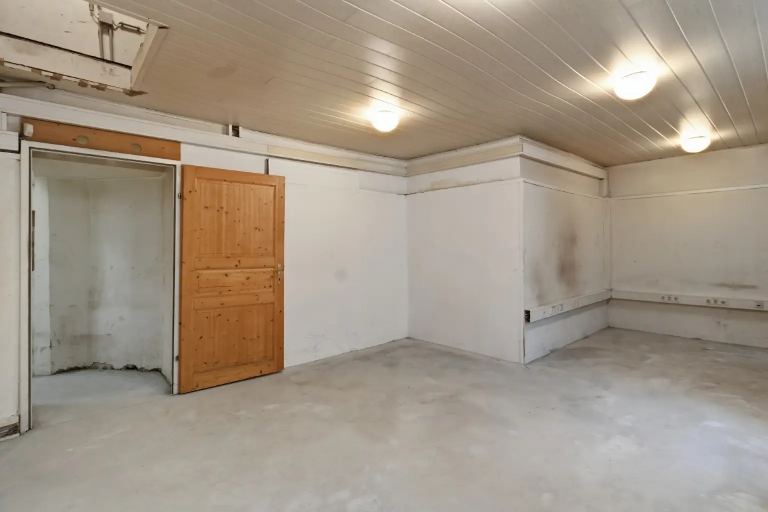 IMG_8603 | LOKAL mit Auslagefront – Sichtbarkeit garantiert - 1070 WIEN | Prima Service Immobilien